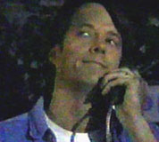 04Ep021I: Jack waits for Jennifer to answer